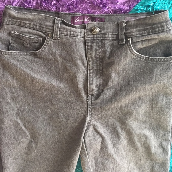 Gloria Vanderbilt grey Amanda jeans - Picture 4 of 8